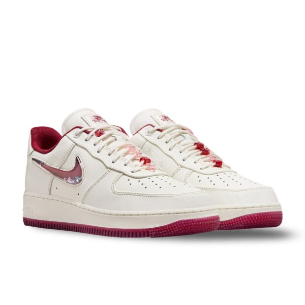 Nike Air Force 1 Low Valentine's Day - Image 2