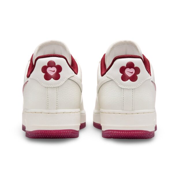 Nike Air Force 1 Low Valentine's Day - Image 3